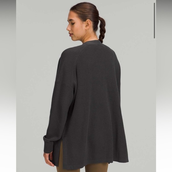 Lululemon Side Slit Sweater Wrap in Graphite Gray Size 10 - Picture 2 of 9